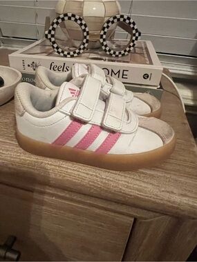 adidas Kids White Sneakers with Pink Stripes and Gum Sole - Velcro